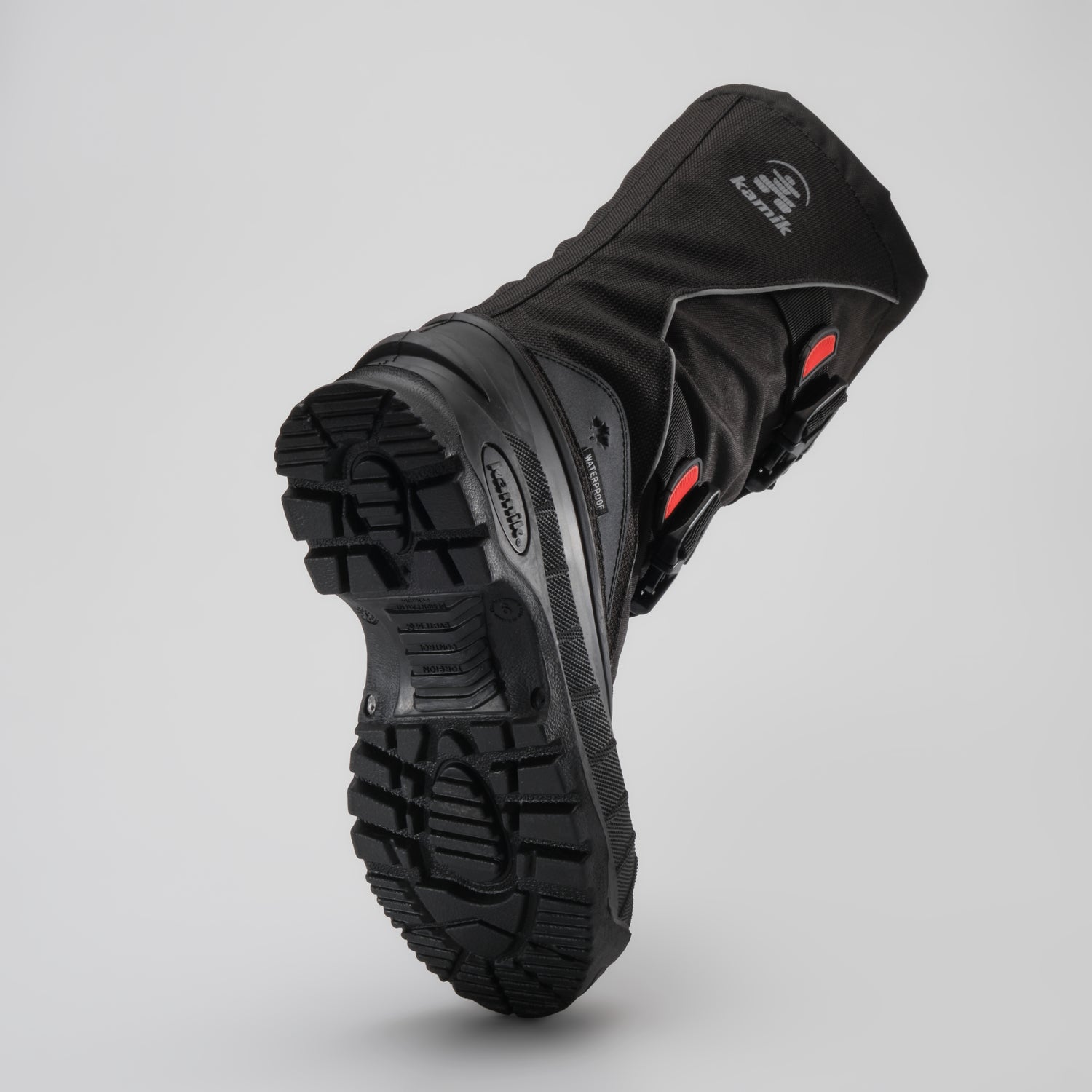 Black,Noir : Cody XT Men's Winter Boots - Outsole View
