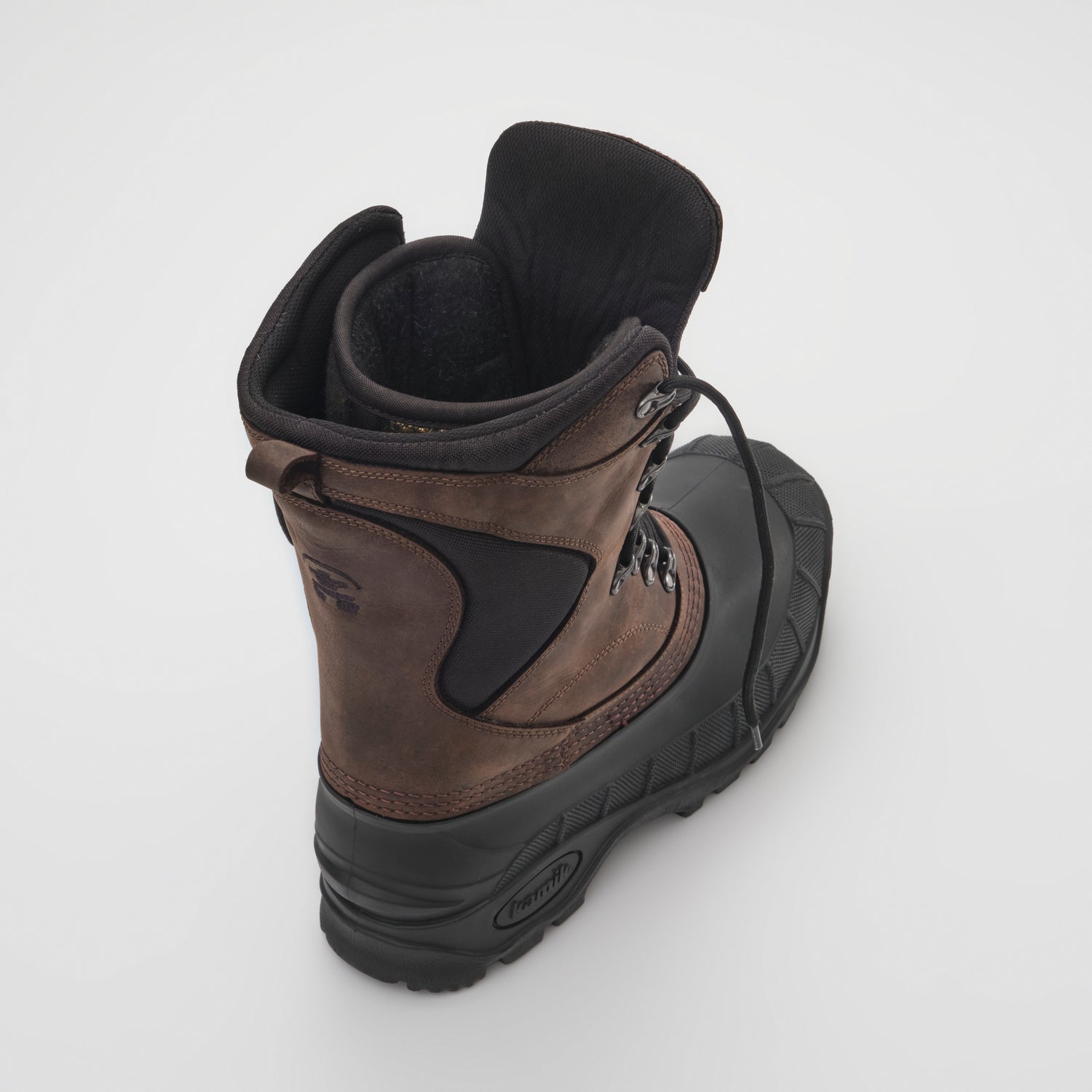 Dark Brown,Brun foncé : Cody Men's Winter Boots - Three-Quarter Back View