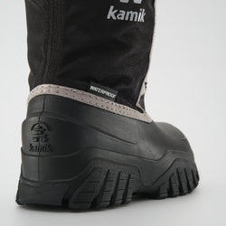 Black-Charcoal,Noir-Charbon : Freezie Kids Winter Boots - Close-up Back View