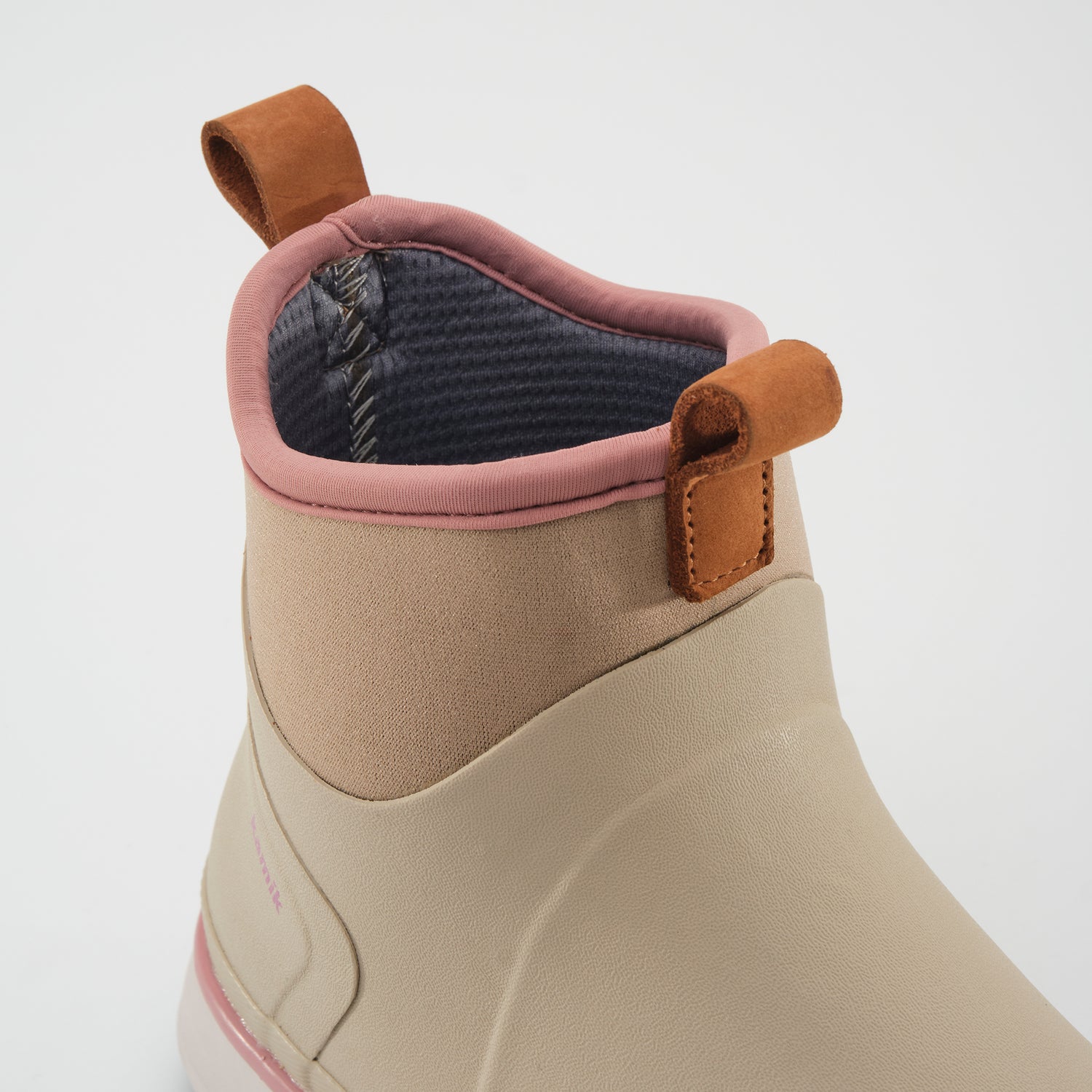 Fossil,Fossile : Lowtide Women's Rain Boots - Top View