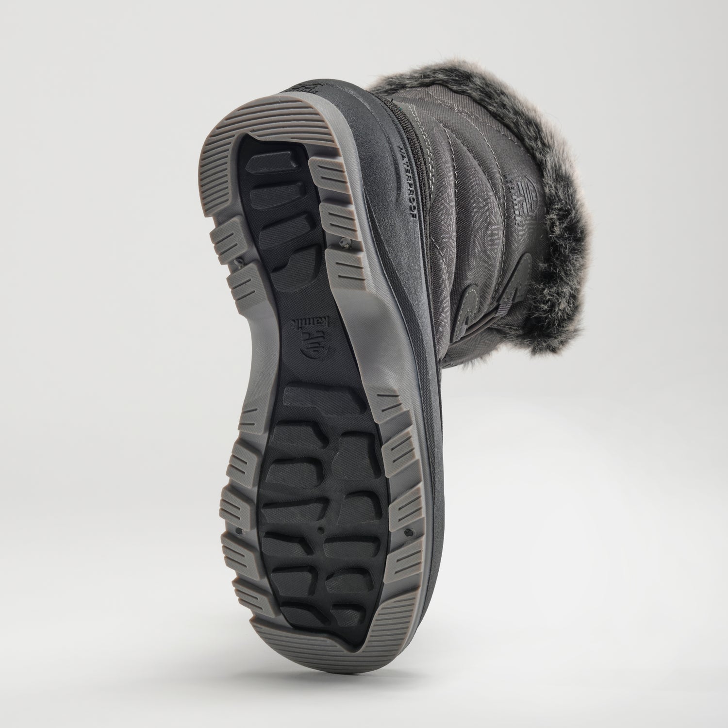 Charcoal,Charbon : Momentum Low 2 Women's Winter Boots - Outsole View