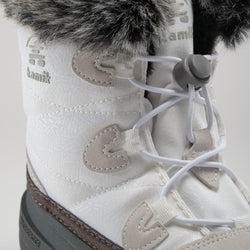 White,Blanc : Momentum Low 2 Women's Winter Boots - Laces View