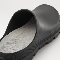 Black,Noir : Nova Waterproof Unisex Clogs - Three-Quarter Back View