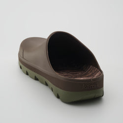 Brown,Brun : Nova Unisex Comfort Clogs - Three-Quarter Back View