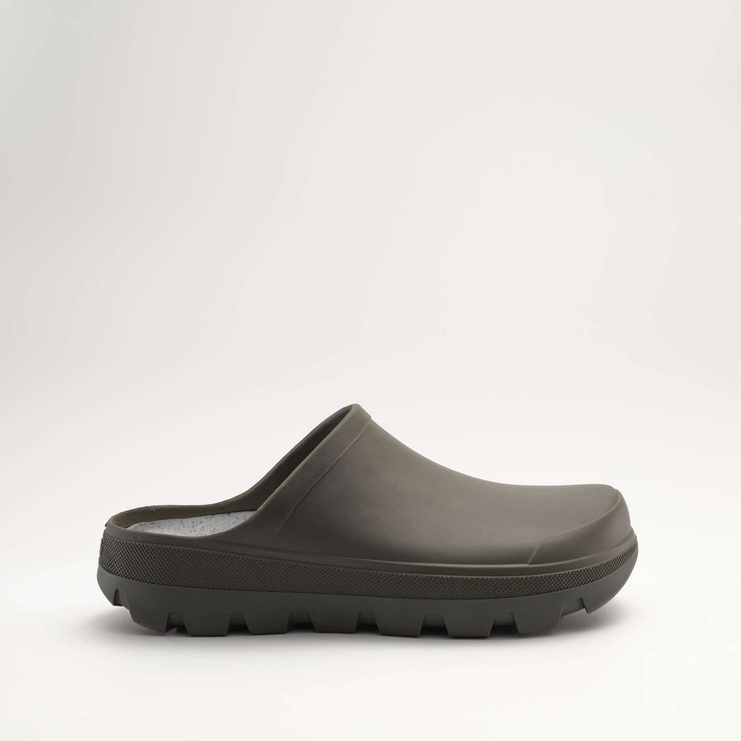 Dark Olive,Olive foncé : Nova Waterproof Unisex Clogs - Side View
