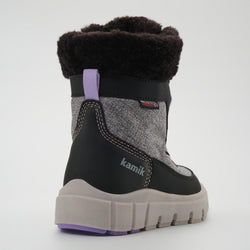 Charcoal,Charbon : Seeker F Kids Winter Boots - Close-up Back View