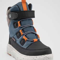 Stormy Weather,Orage : Seeker Kids Winter Boots - Close-up Front View