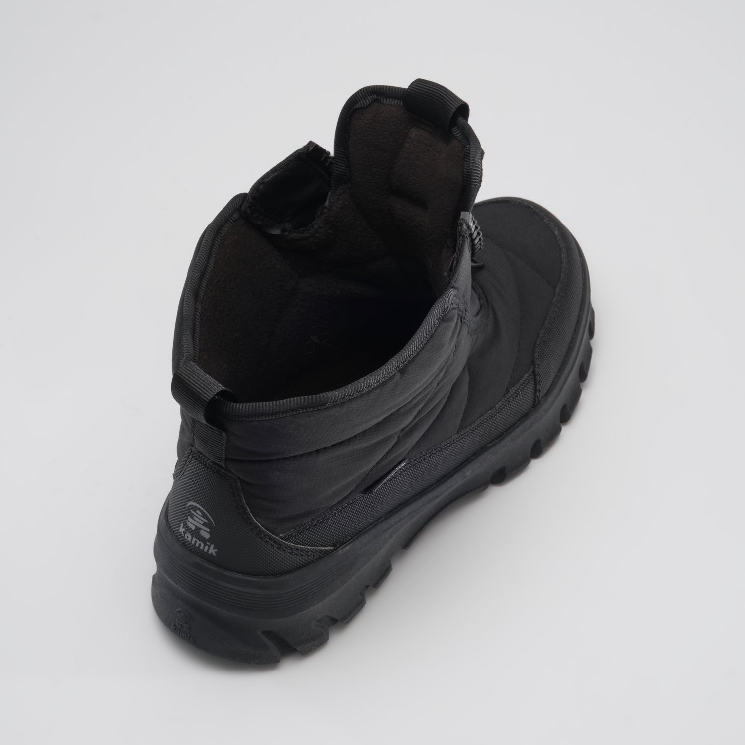Black,Noir : Snowdon Low Wide Women's Winter Boots - Three-Quarter Top View