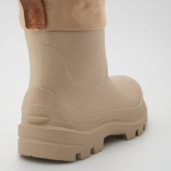 Fossil,Fossile : Tundra Mid Women's Winter Boots - Zoom-in Back View