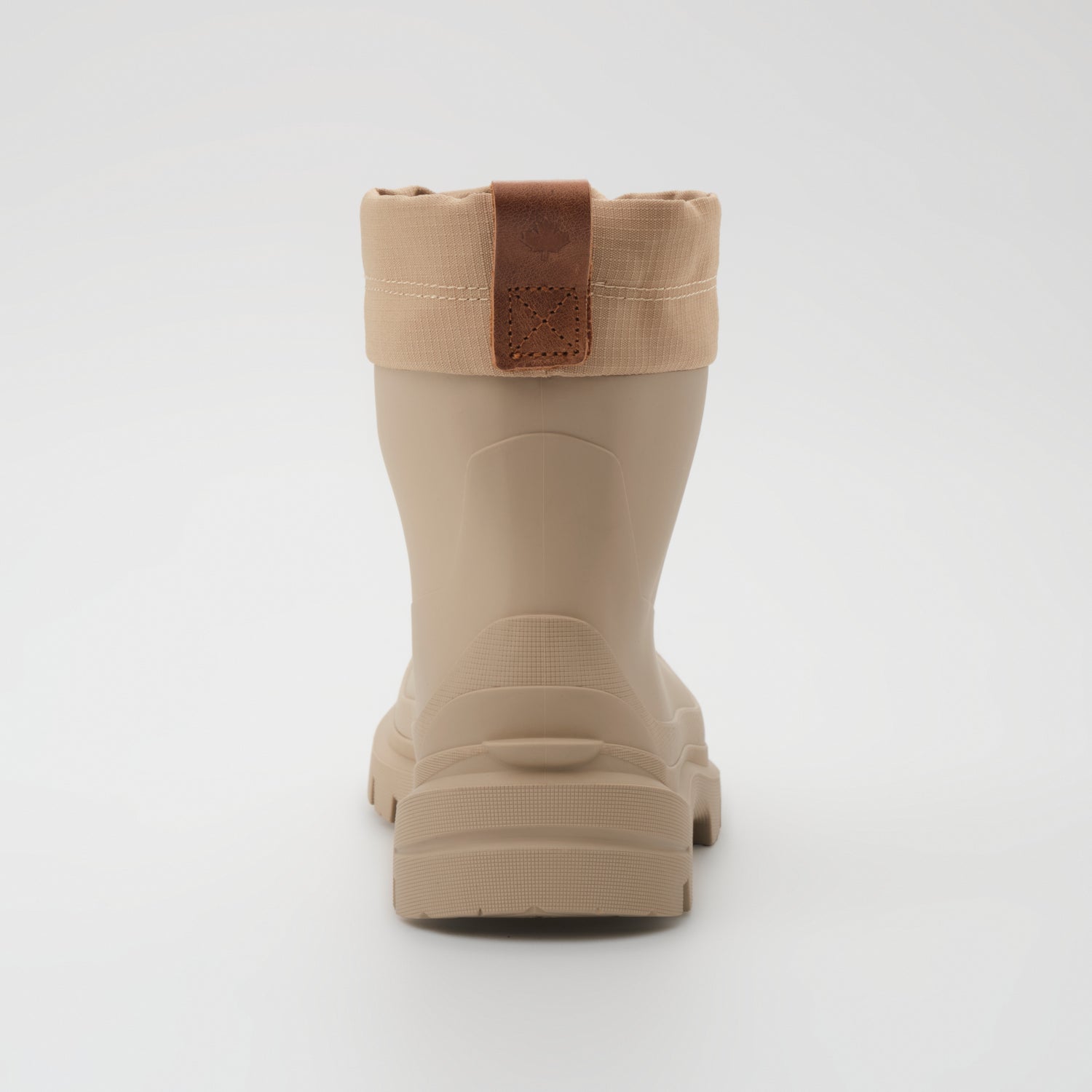 Fossil,Fossile : Tundra Mid Women's Winter Boots - Back View