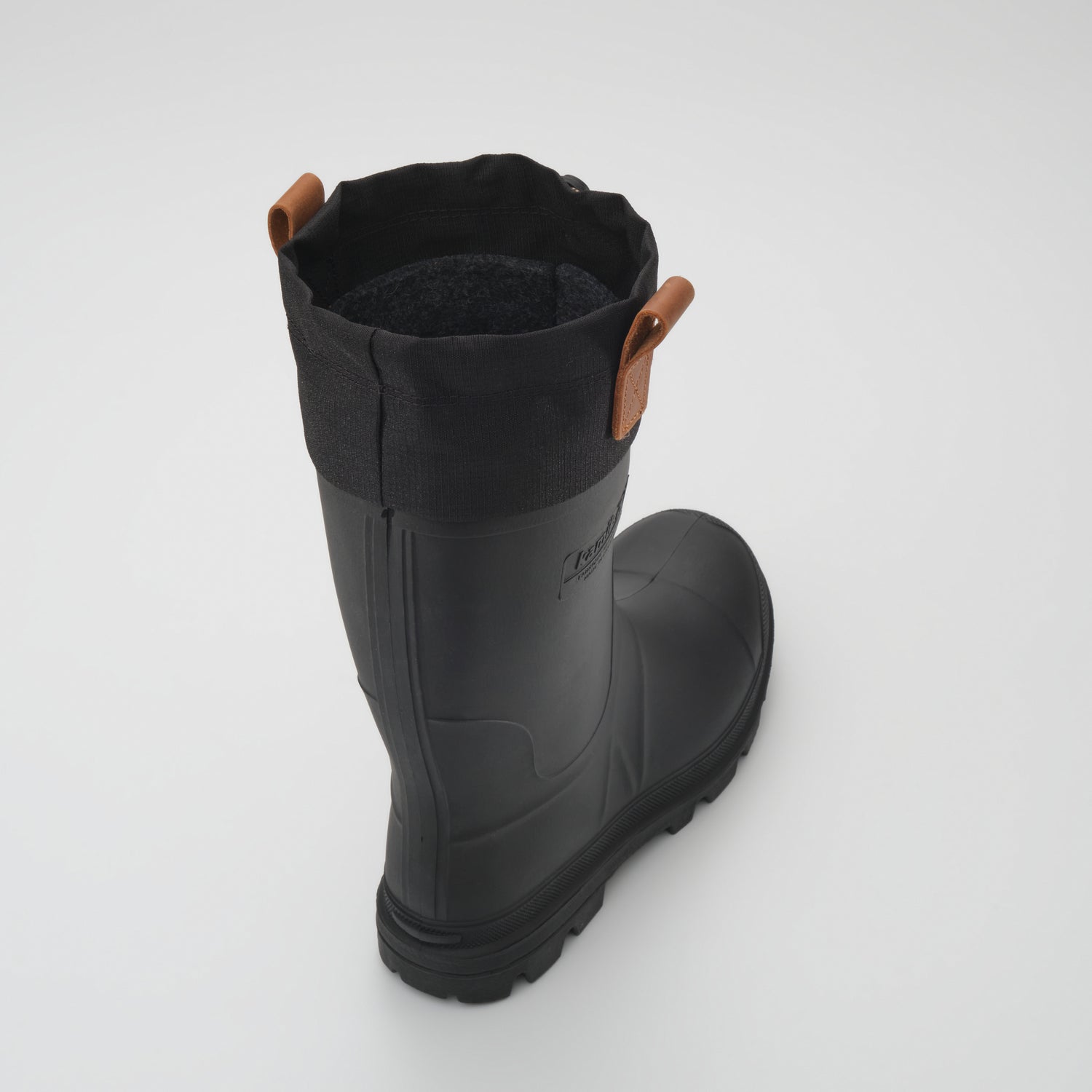 Black,Noir : Tundra Men's Winter Boots - Three-Quarter Back View