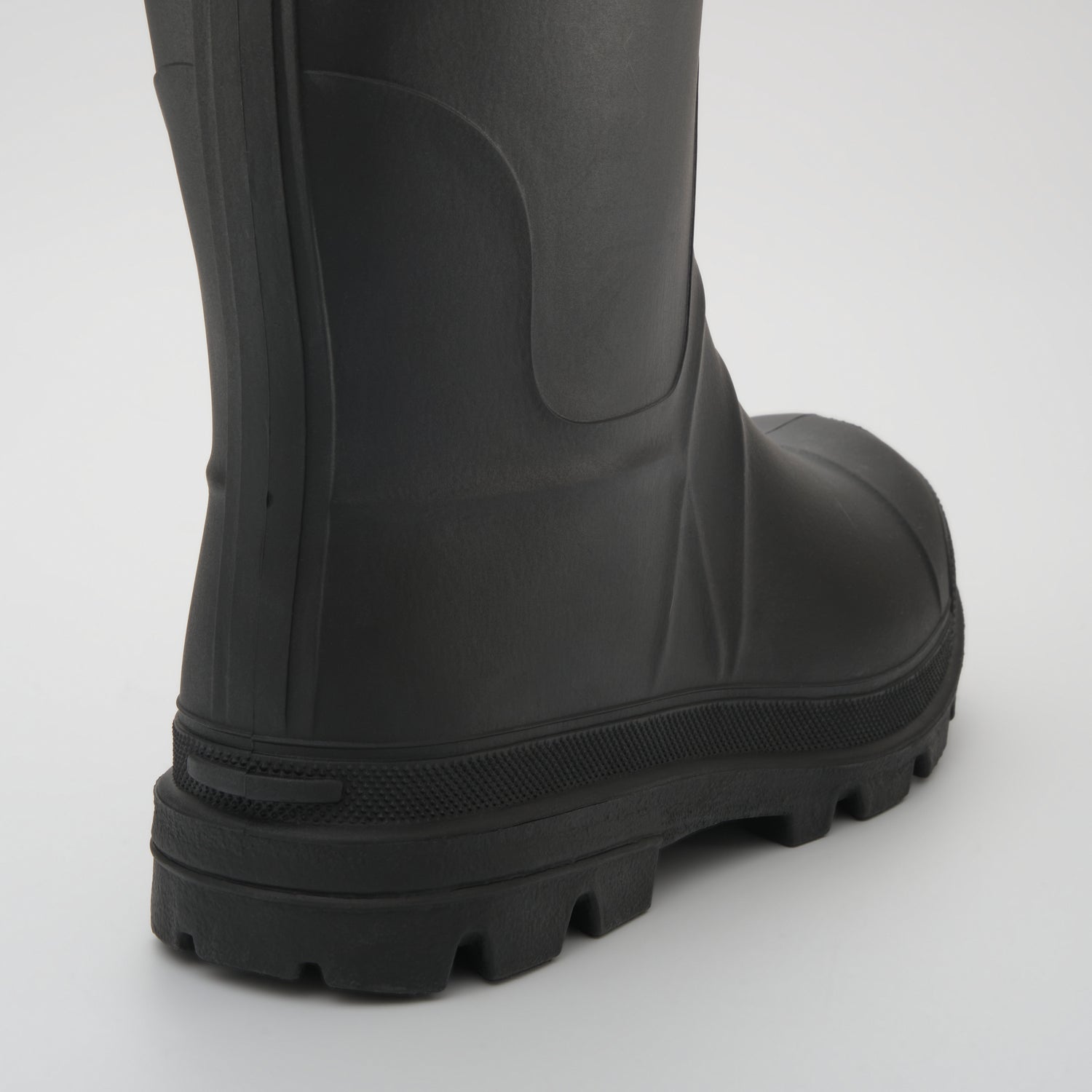 Black,Noir : Tundra Men's Winter Boots - Three-Quarter Back View