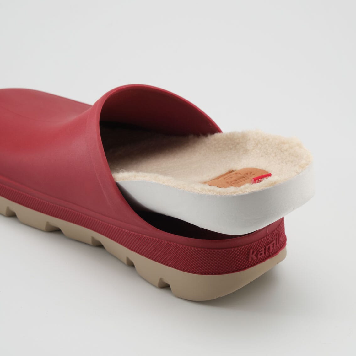 RED,ROUGE : NOVA CANADIAN OG Sole View